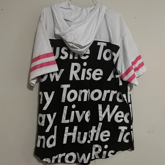 Shirt - Picture 2 of 2